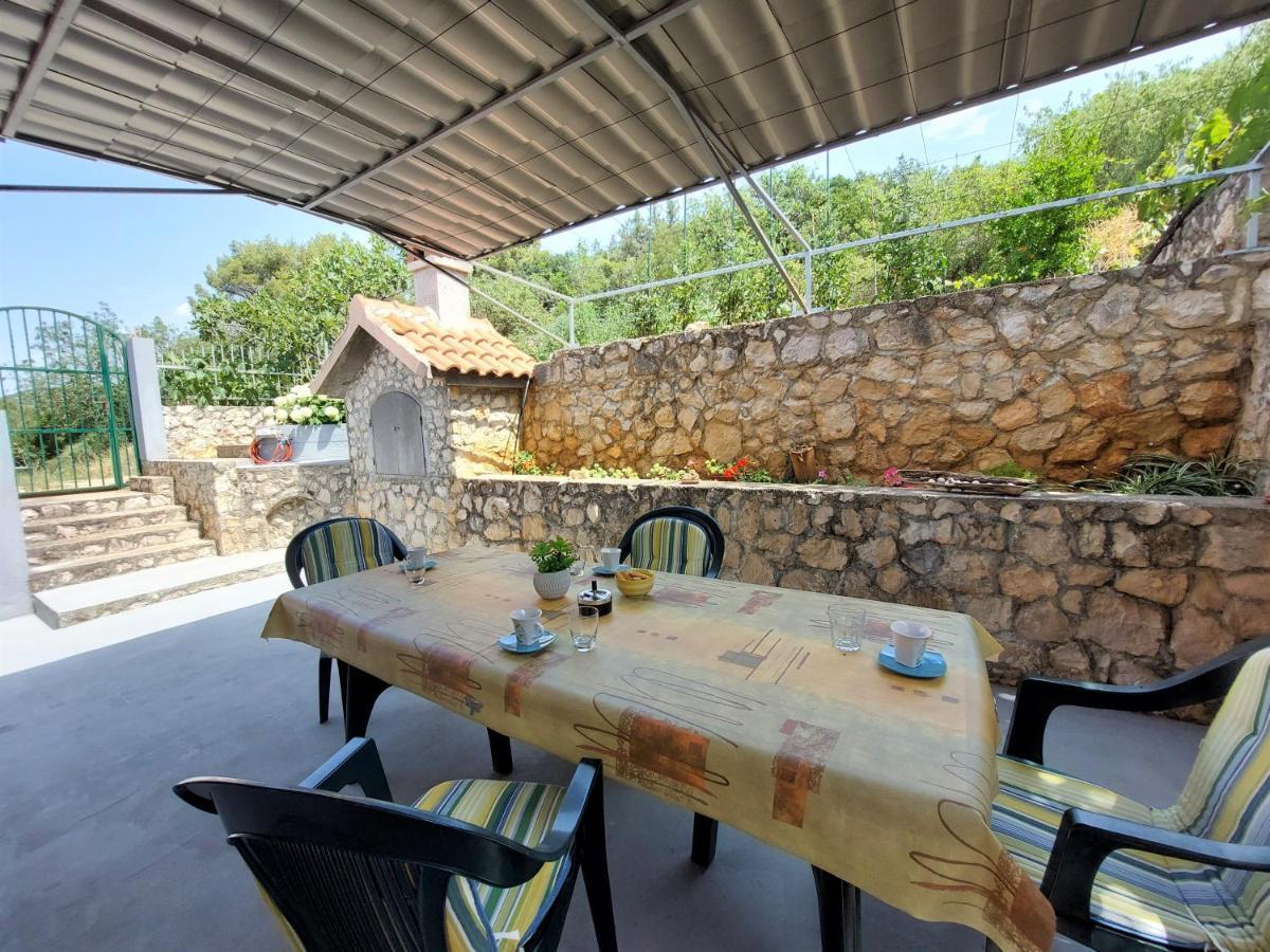 Holiday Home Oliva Bilice Exterior foto